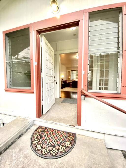 Your Hilo Homebase - Lovely 3 Bedroom In Heart Of Hilo With Ac! Exterior foto