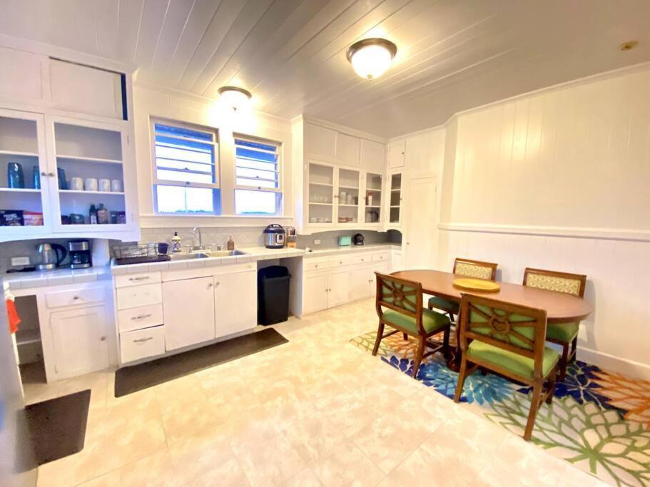 Your Hilo Homebase - Lovely 3 Bedroom In Heart Of Hilo With Ac! Exterior foto