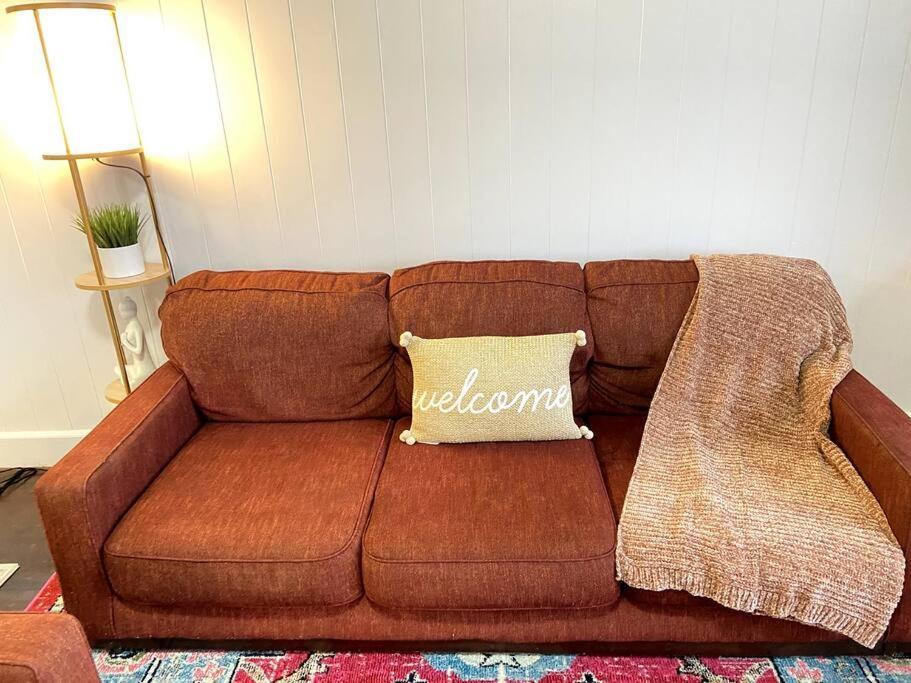 Your Hilo Homebase - Lovely 3 Bedroom In Heart Of Hilo With Ac! Exterior foto